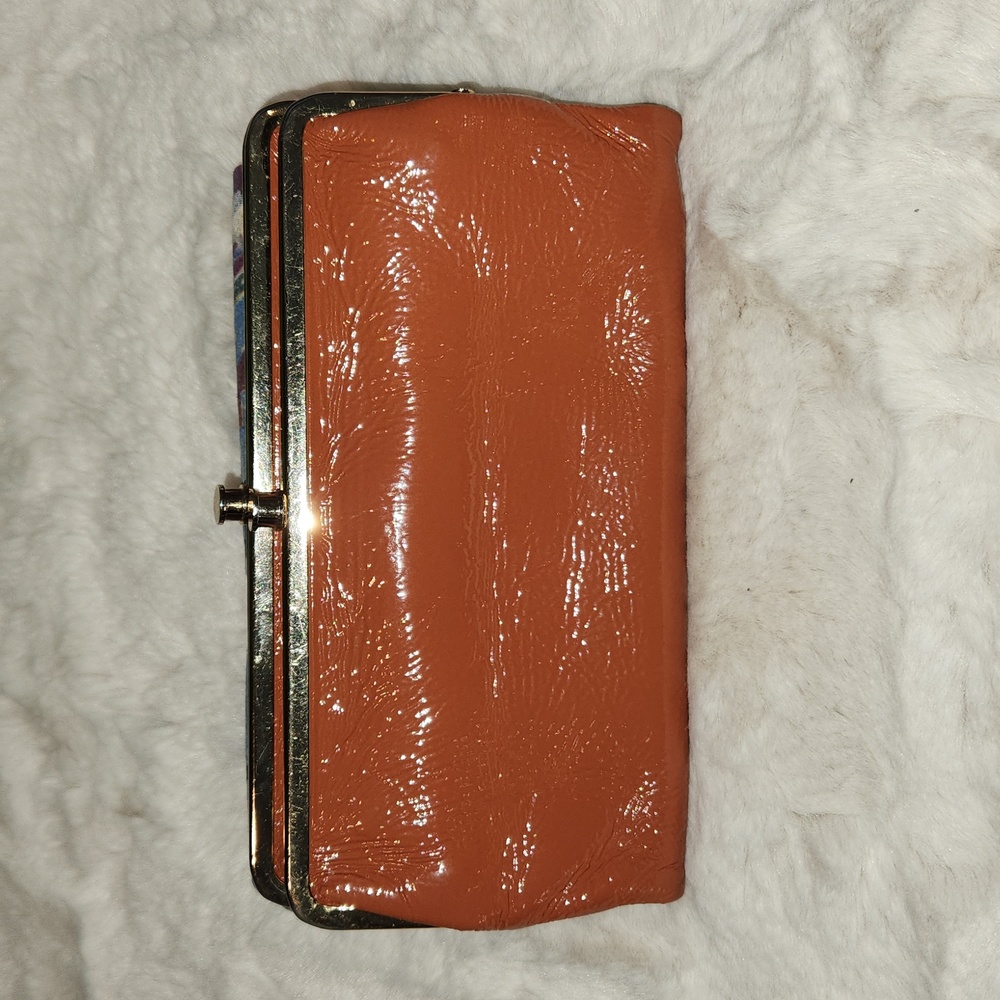 HOBO Patent Double Frame Clutch